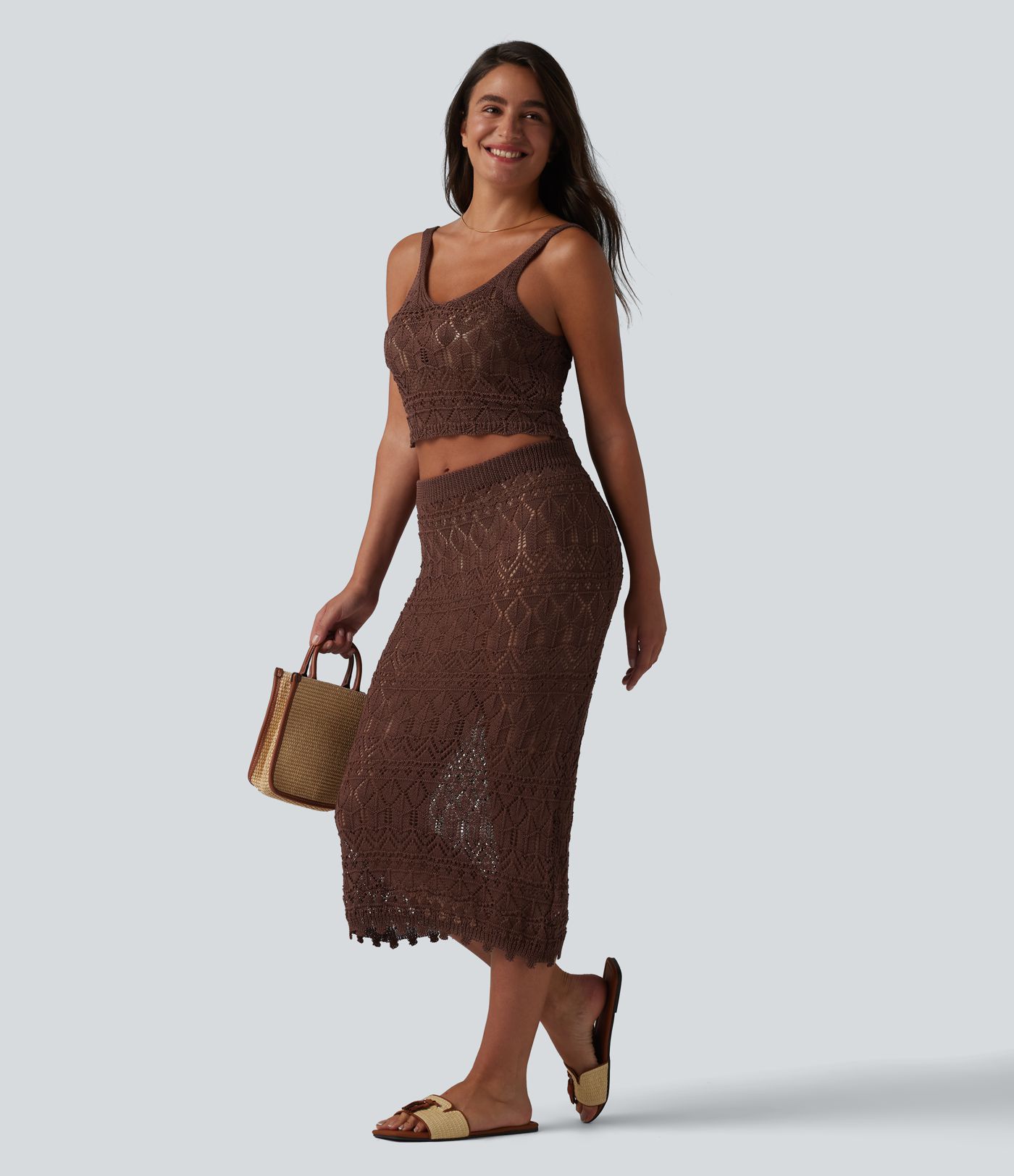 Top corto sin mangas de punto calado