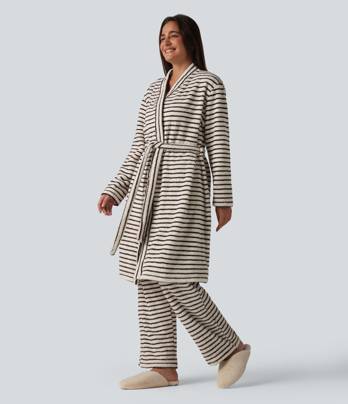 Robe d'intérieur longue en flanelle à rayures manches longues ouverte avec ceinture