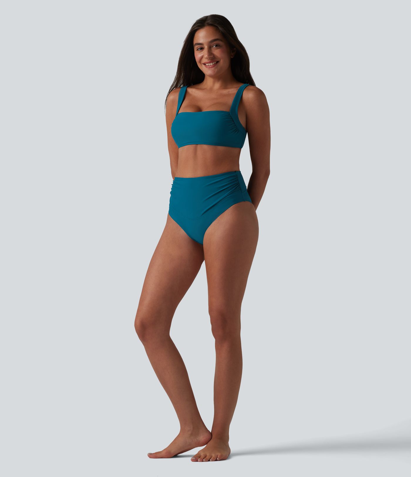 Geraffte Bikinihose mit hohem Bund und Bauchkontrolle