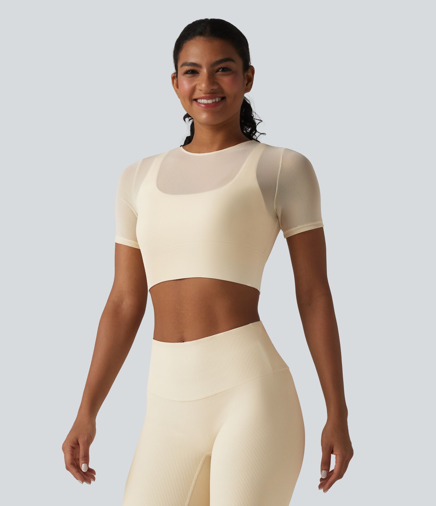 Contrast Mesh Short Sleeve 2-in-1 Cropped Yoga Sports Top Contrast Mesh Short Sleeve 2-in-1 Cropped Yoga Sports Top