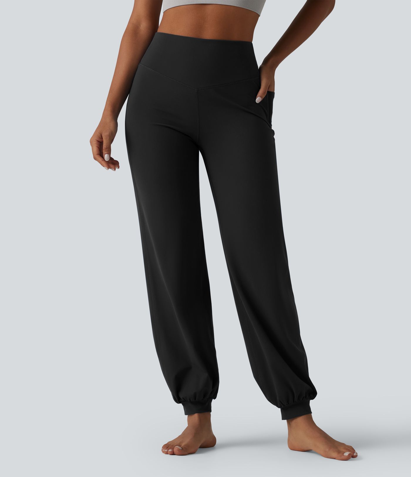 Halara Ultrasculpt™ High Waisted Tummy Control Dance Balloon Joggers with Pockets
