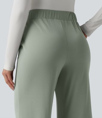 Bürohose mit hohem Bund, Seitentaschen und geradem Bein
