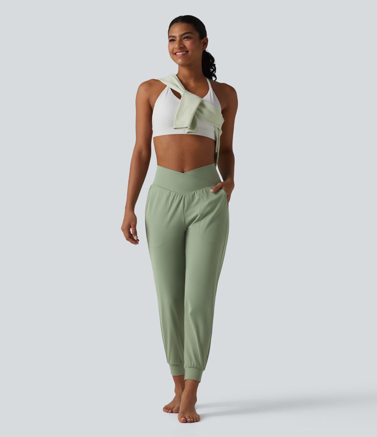 SoftlyZero™ - Schmal zulaufende Yoga-Joggers mit hohem Crossover-Bund und Seitentaschen - UPF50+