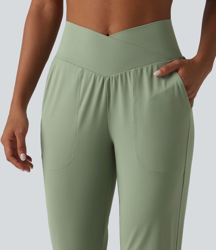 SoftlyZero™ - Schmal zulaufende Yoga-Joggers mit hohem Crossover-Bund und Seitentaschen - UPF50+