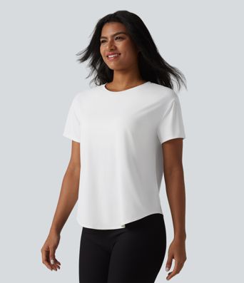 Round Neck Short Sleeve Built-in Bra Curved Hem Casual T-Shirt