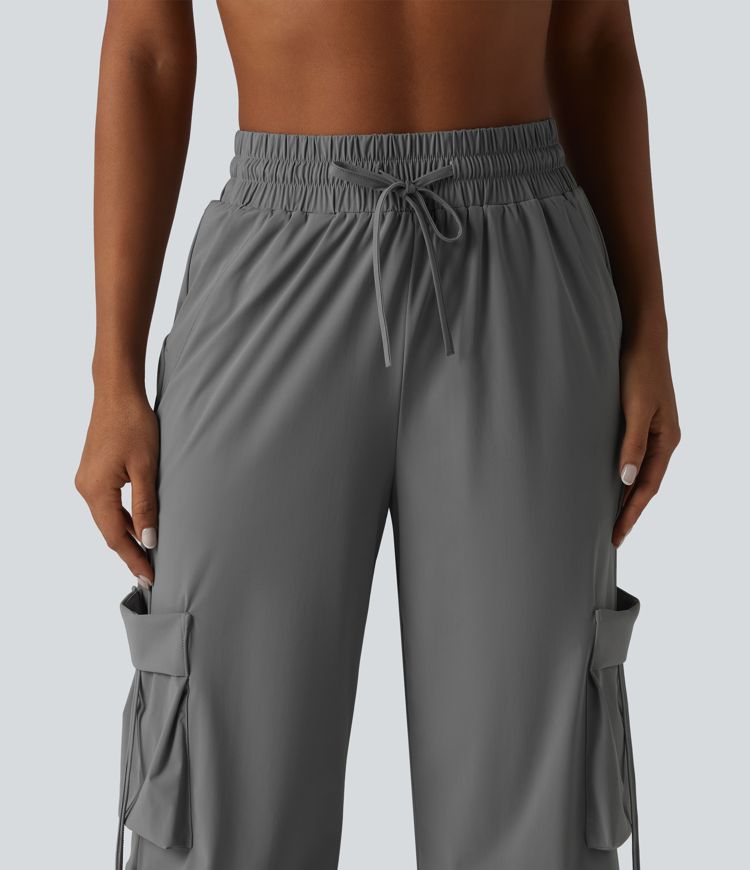 Workout-Cargohose mit hohem Bund, mehreren Taschen, Kordelzug, Cool-Touch und weitem Bein - schnelltrocknend, UPF40+