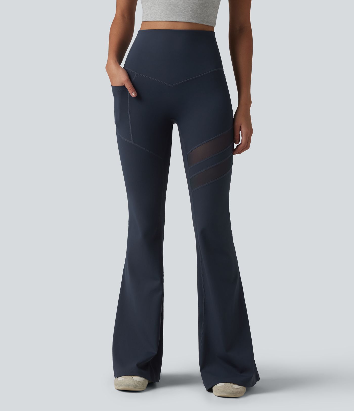 DayStretch - Lässige Flare-Leggings mit hohem Bund, Seitentasche, Bauchkontrolle und Kontrast-Mesh - Po-Lifting