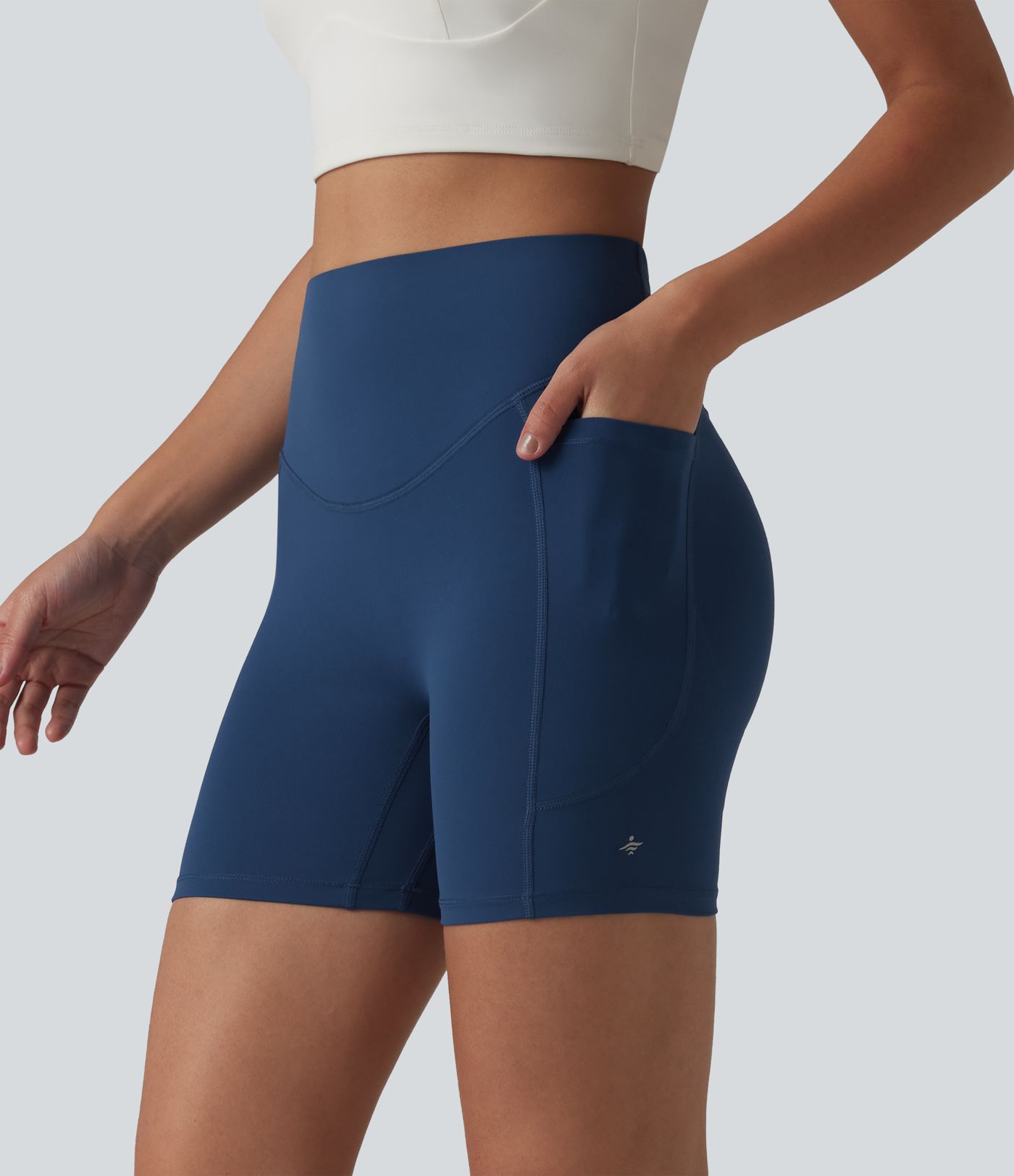 Halara UltraSculpt™ short de vélo d'entraînement taille haute 5'' à maintien du ventre et effet rehausseur des fesses, avec poches