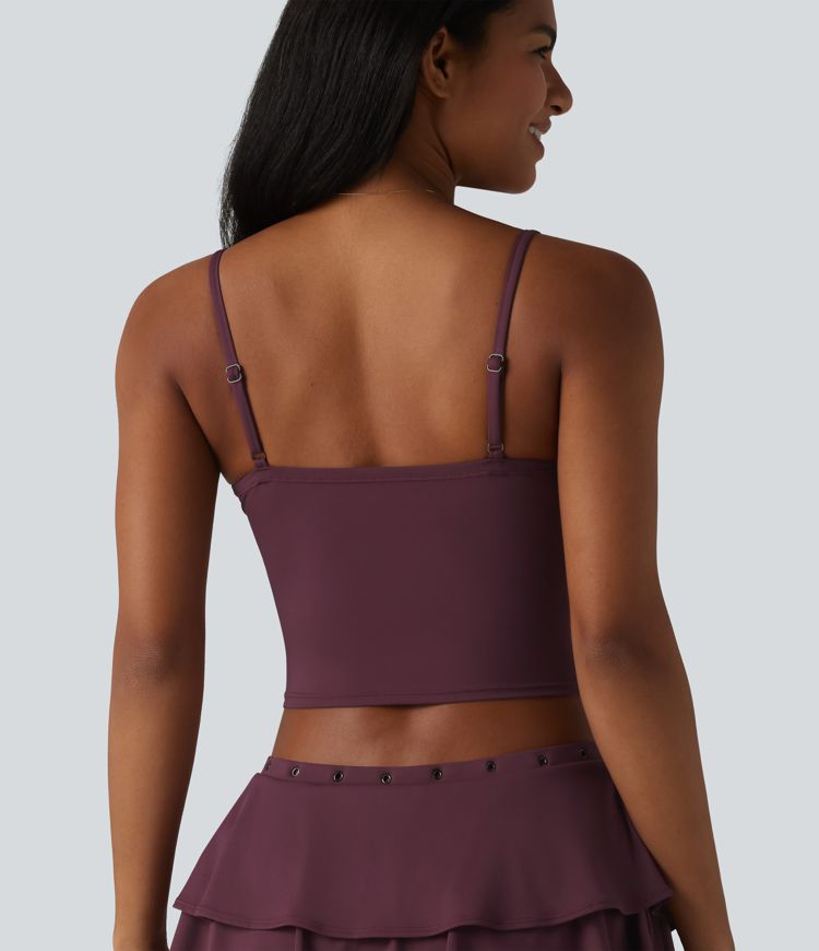 Débardeur court décontracté SoftlyZero™ à bretelles ajustables et œillets, avec soutien-gorge intégré et toucher frais.