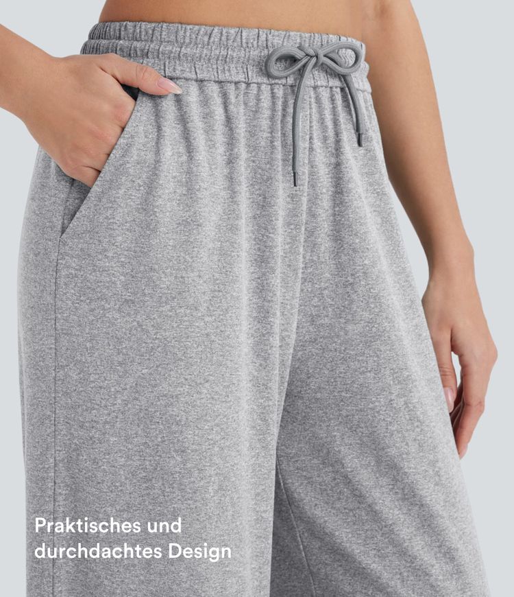 Freizeithose mit hohem Bund, Kordelzug, Seitentaschen und weitem Bein