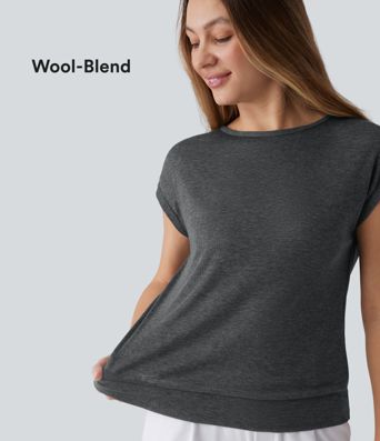 High-waisted, round-neck, short-sleeved suit in ribbed wool blend knit