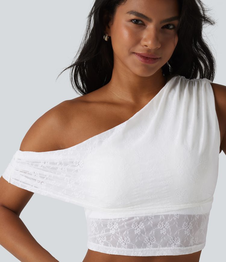 Casual, one-shoulder sports top in ruched lace with built-in bra