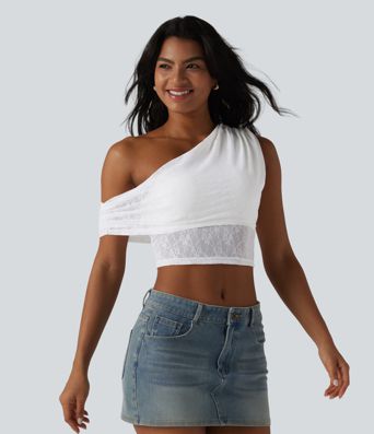 Casual, one-shoulder sports top in ruched lace with built-in bra