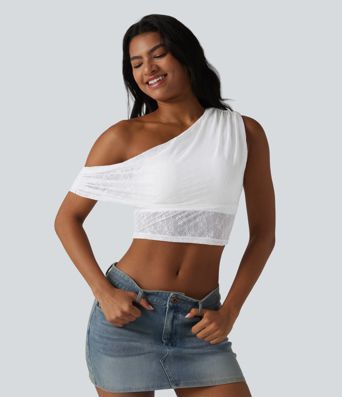 Casual, one-shoulder sports top in ruched lace with built-in bra