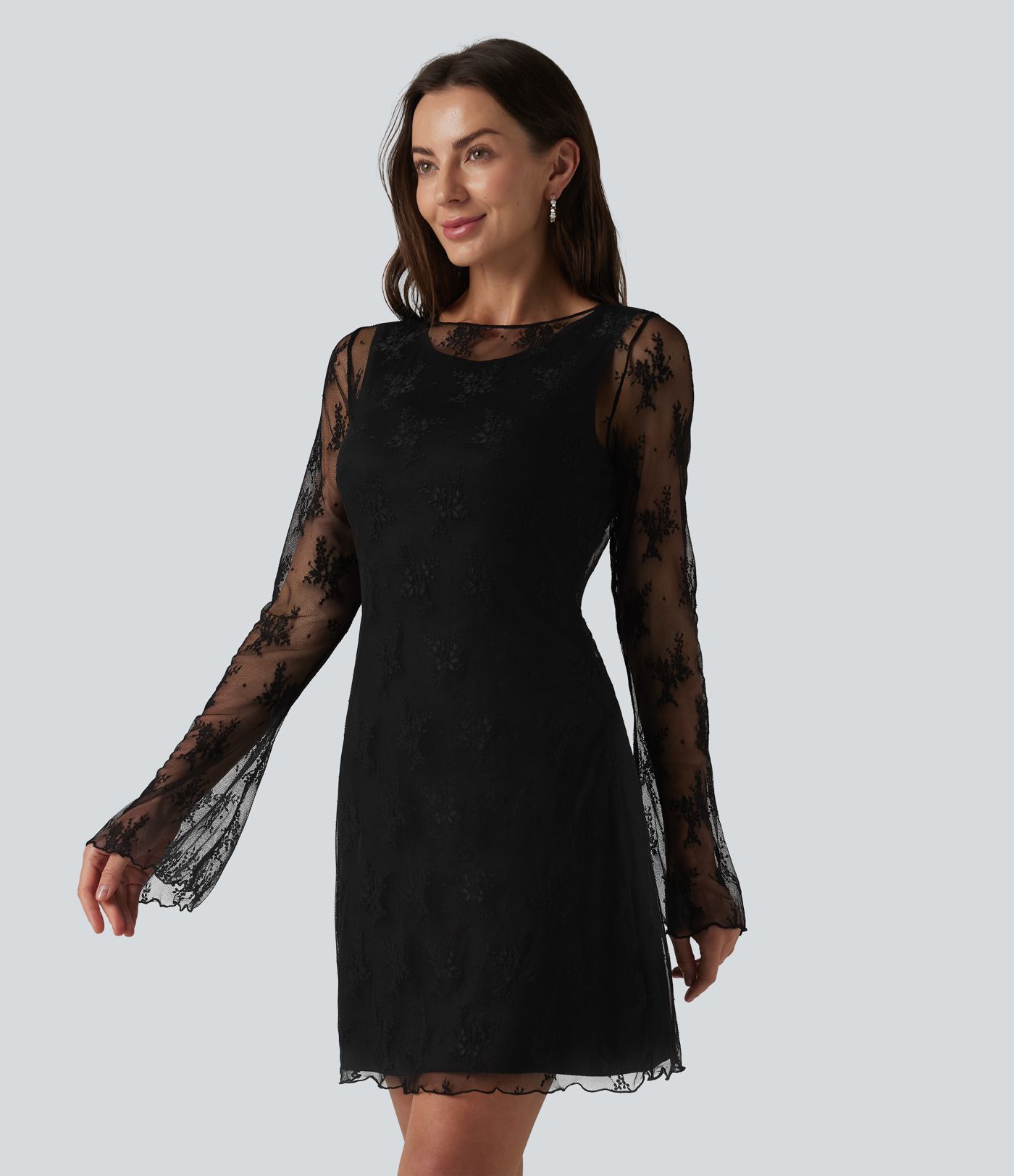 Robe de soirée deux pièces en dentelle à col rond et manches à volants