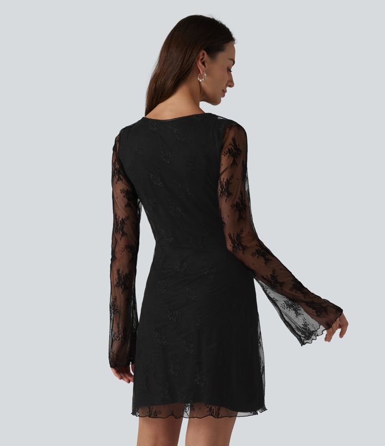 Robe de soirée deux pièces en dentelle à col rond et manches à volants