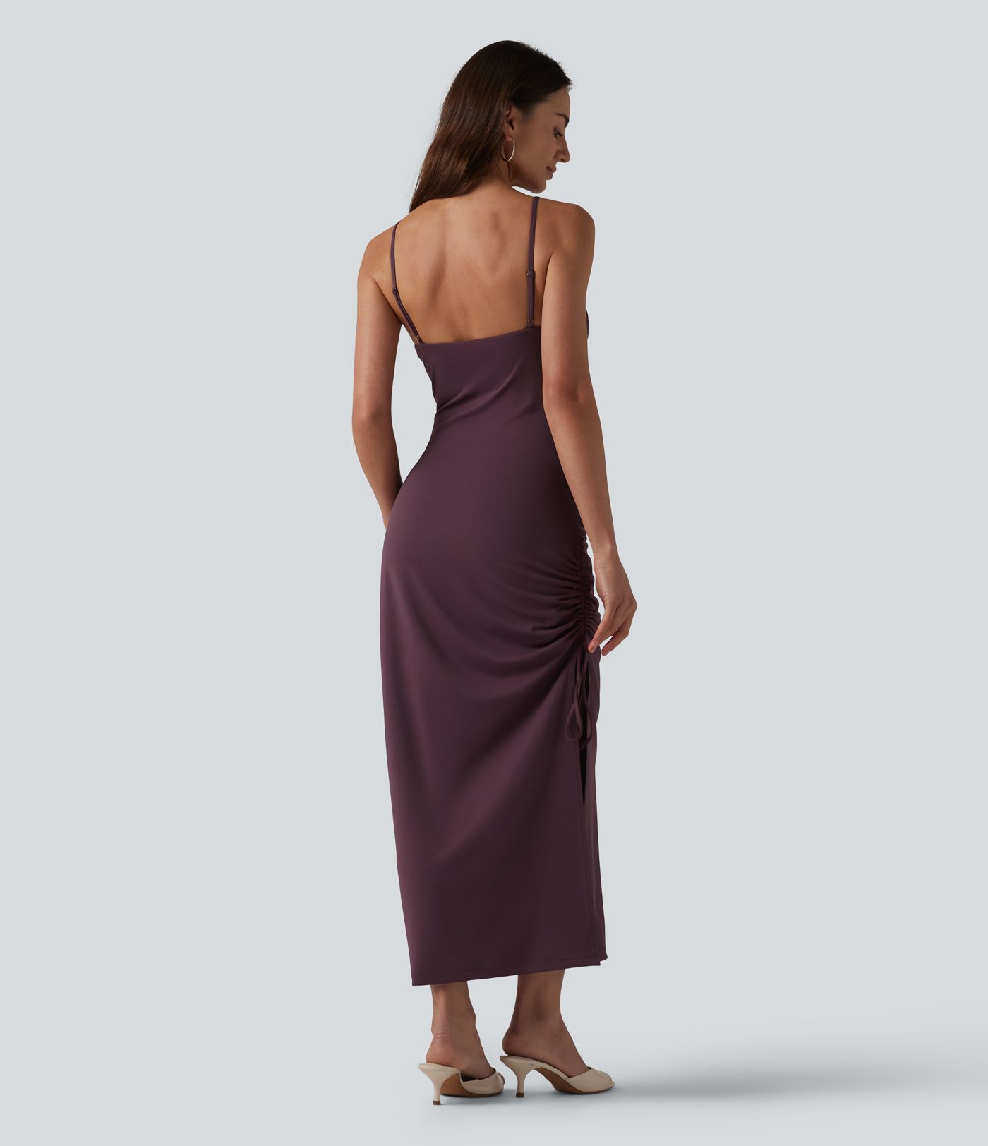 Robe midi moulante à col en V, coussinets non amovibles, froncée et dotée d'un cordon de serrage