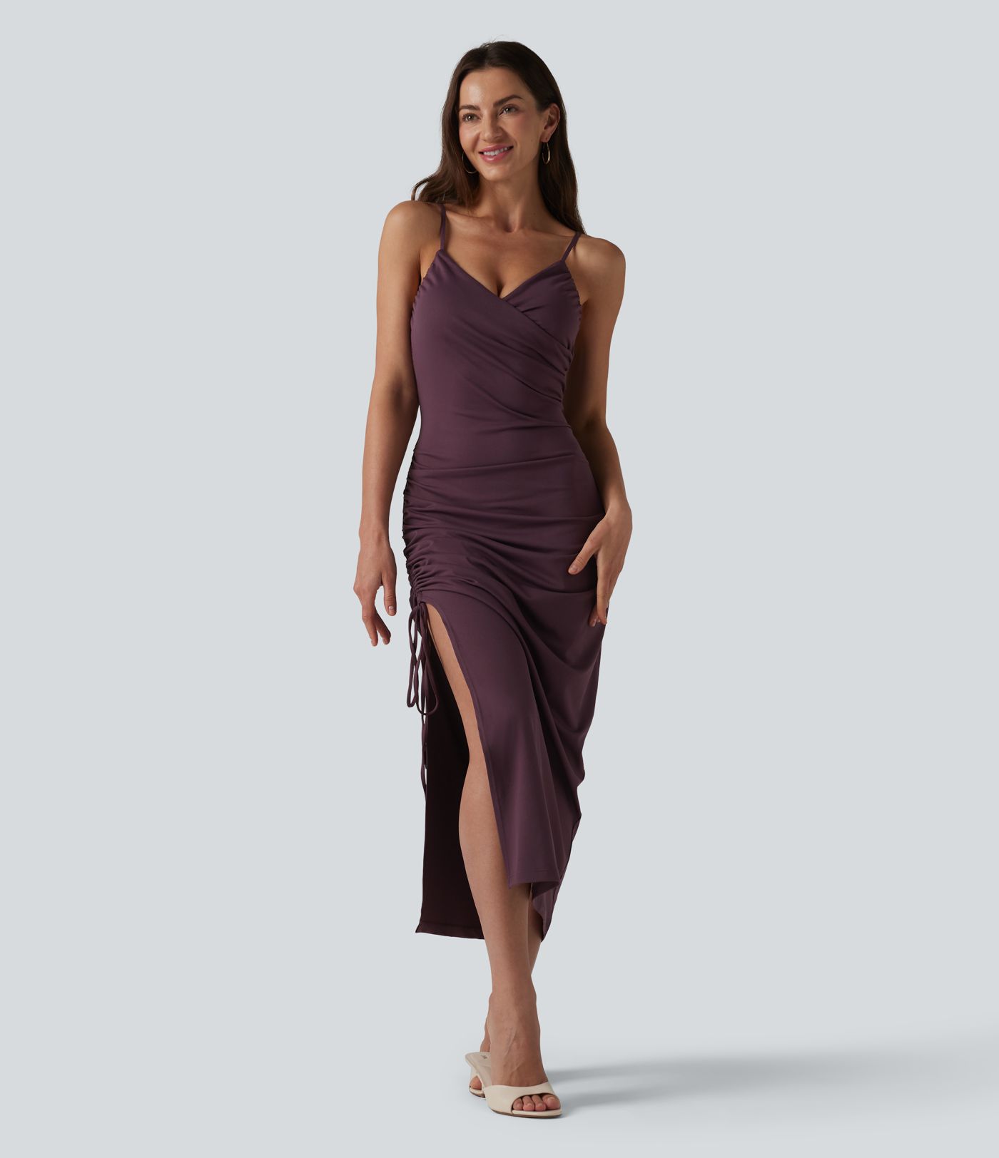 Robe midi moulante à col en V, coussinets non amovibles, froncée et dotée d'un cordon de serrage