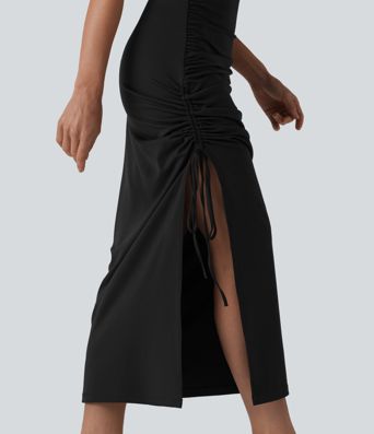 Robe midi moulante à col en V rembourrage non amovible et fronces à cordon Robe midi moulante à col en V rembourrage non amovible et fronces à cordon