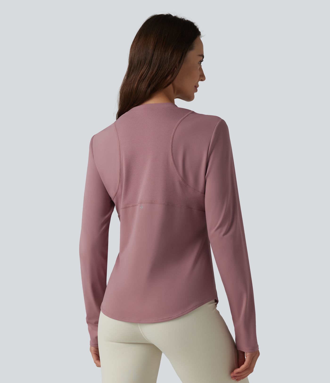 Round Neck Long Sleeve Curved Hem Eyelet Cool Touch Quick Dry Running Sports Top-UPF50+