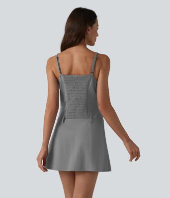 Lässiges Slipkleid mit kurzen, gerafften Streifen und Taschen