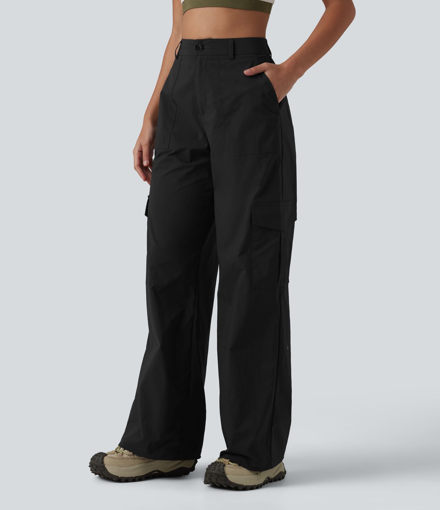 Planinarske cargo hlače s visokim strukom, ravnim nogavicama i džepovima