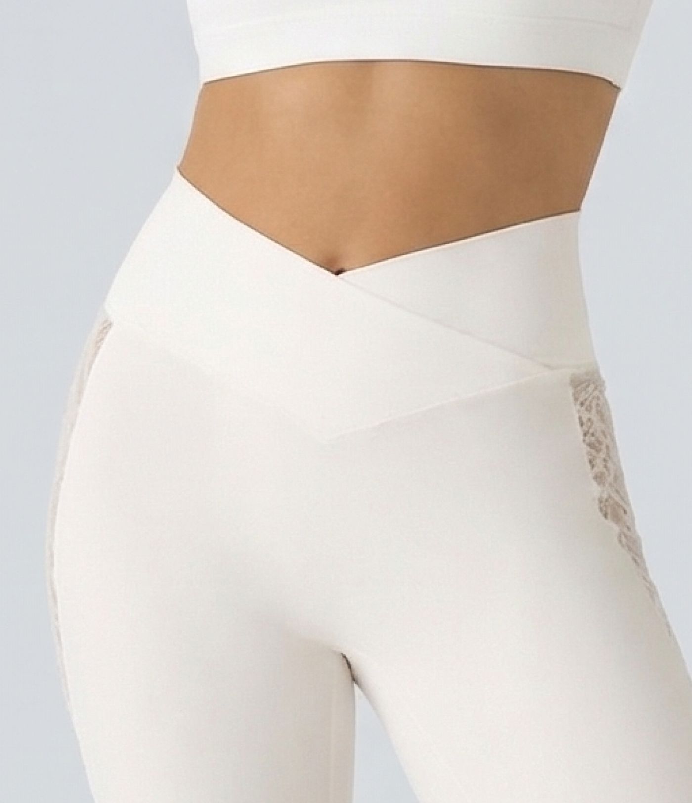 Softlyzero™ Yoga-Leggings mit hohem Bund und überkreuzter Spitze in Kontrastfarbe, Gesäßtasche, 7/8-Länge