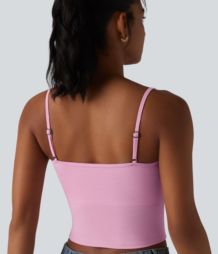 Lässiges Tanktop aus geripptem Strick mit Wasserfallausschnitt, verstellbaren Trägern und integriertem BH