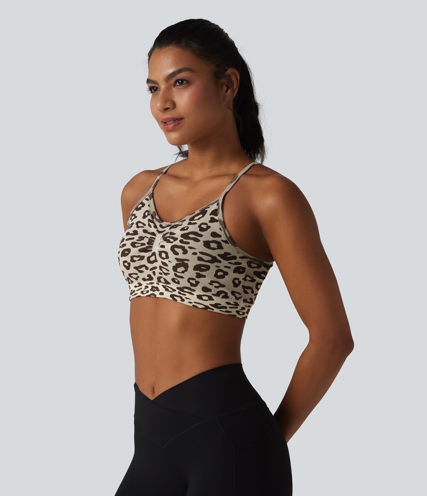 OneForm Brassière de sport de yoga sans couture imprimé léopard bretelles ajustables froncée avec soutien-gorge intégré