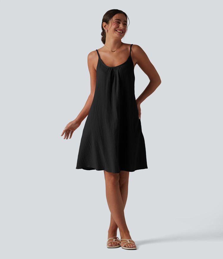 Lässiges Minikleid aus Baumwolle mit verstellbaren Trägern und Seitentaschen
