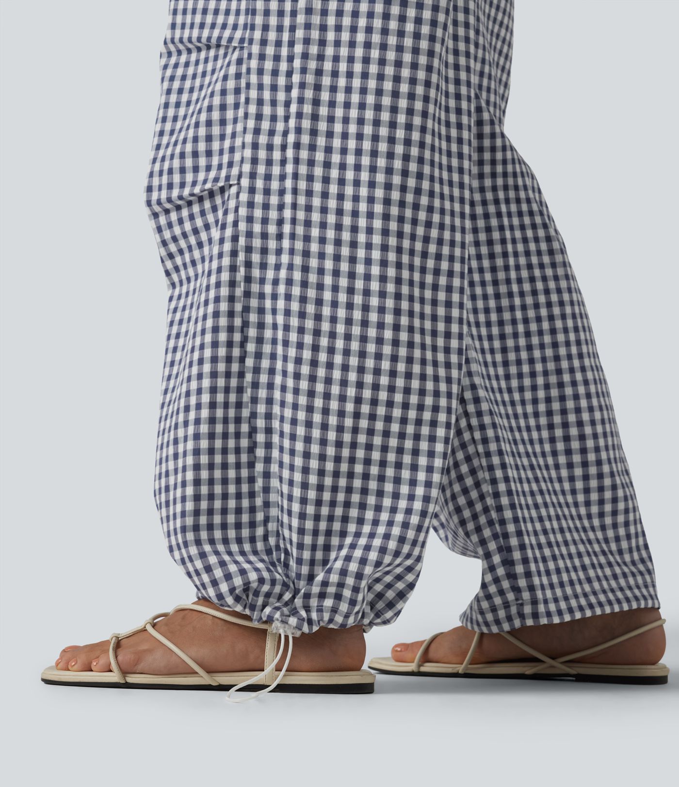 Freizeithose mit mittlerer Bundhöhe, Kordelzug, weiter Passform, Vichy-Karo und Taschen