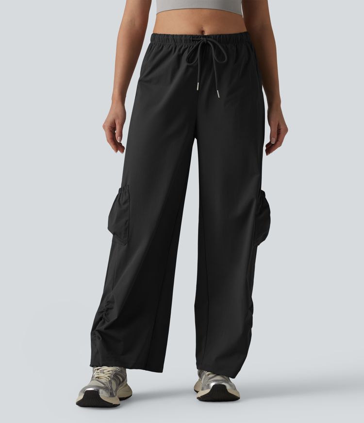 Mid Rise Drawstring Baggy Workout Cargo Pants with Pockets Mid Rise Drawstring Baggy Workout Cargo Pants with Pockets