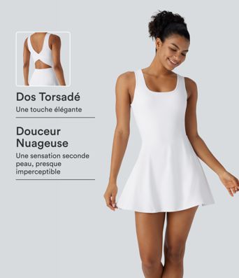 Softlyzero™ Airy Robe Sport de danse courte 2-en-1 avec dos nu croisé, encolure en U et poches latérales