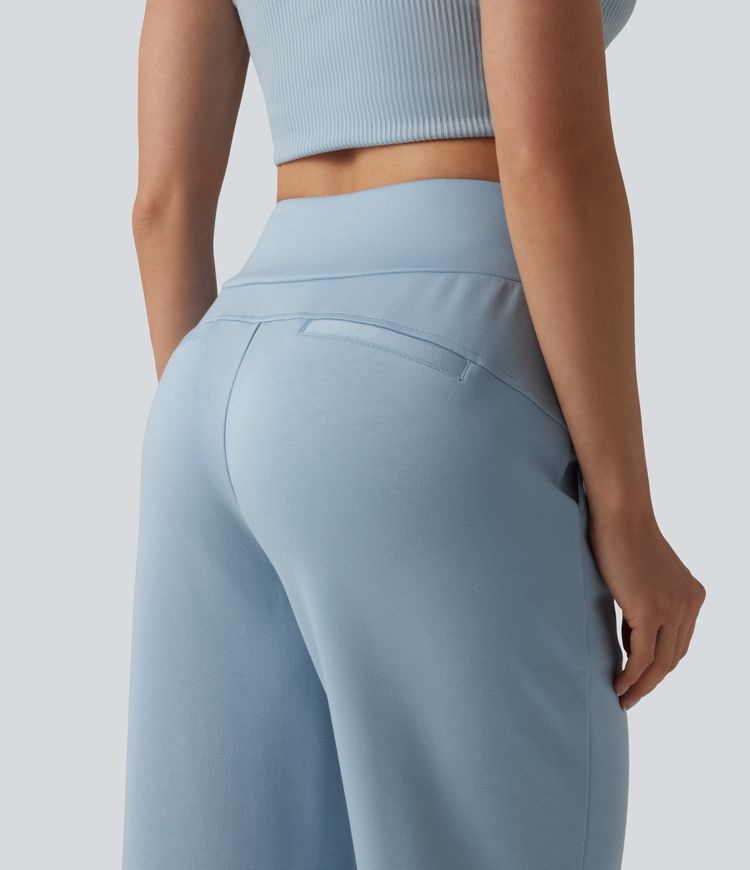 Lässige Capri-Hose mit hohem Bund, Seitentaschen, Kordelzug und geradem Bein