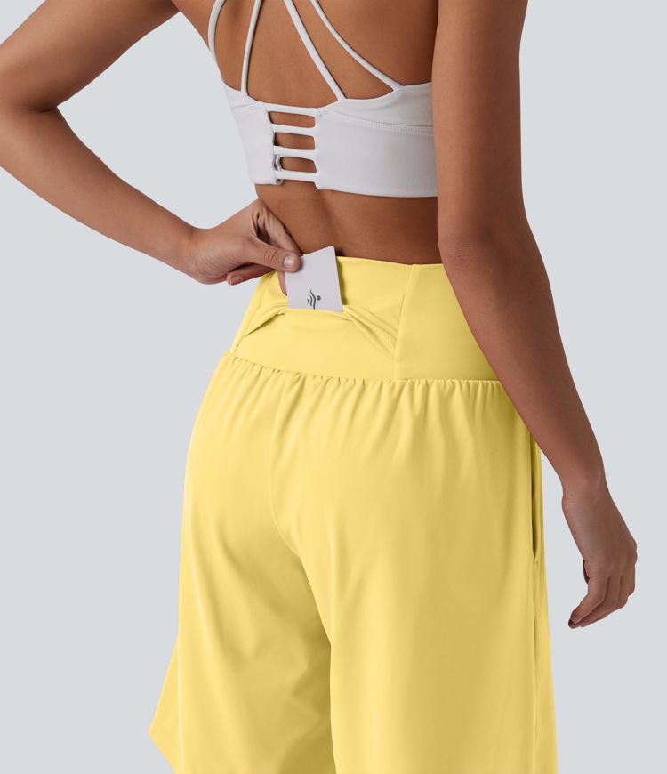 Short de yoga 2-en-1 SoftlyZero™ Airy taille super haute toucher frais 22,8 cm avec poches