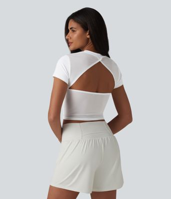 Haut de sport SoftlyZero™ Airy à col rond, manches courtes, dos échancré, maille respirante au toucher frais, protection UPF50+