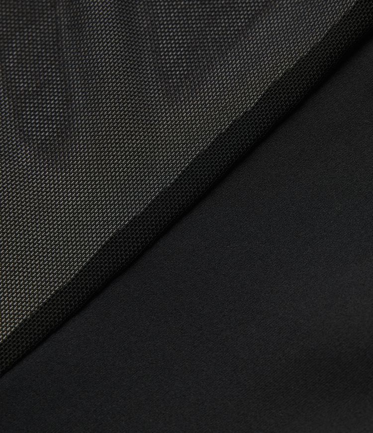 Haut de sport SoftlyZero™ Airy à col rond, manches courtes, dos échancré, maille respirante au toucher frais, protection UPF50+