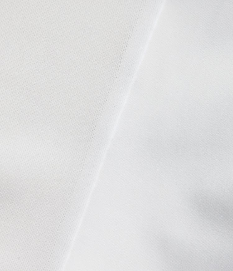 Haut de sport SoftlyZero™ Airy à col rond, manches courtes, dos échancré, maille respirante au toucher frais, protection UPF50+