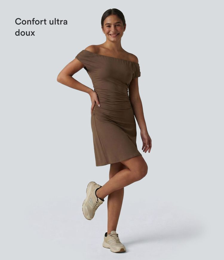 Robe de yoga active 2 en 1 SoftlyZero™ à épaules dénudées, bretelles amovibles et soutien-gorge intégré, avec poches - Facile à porter