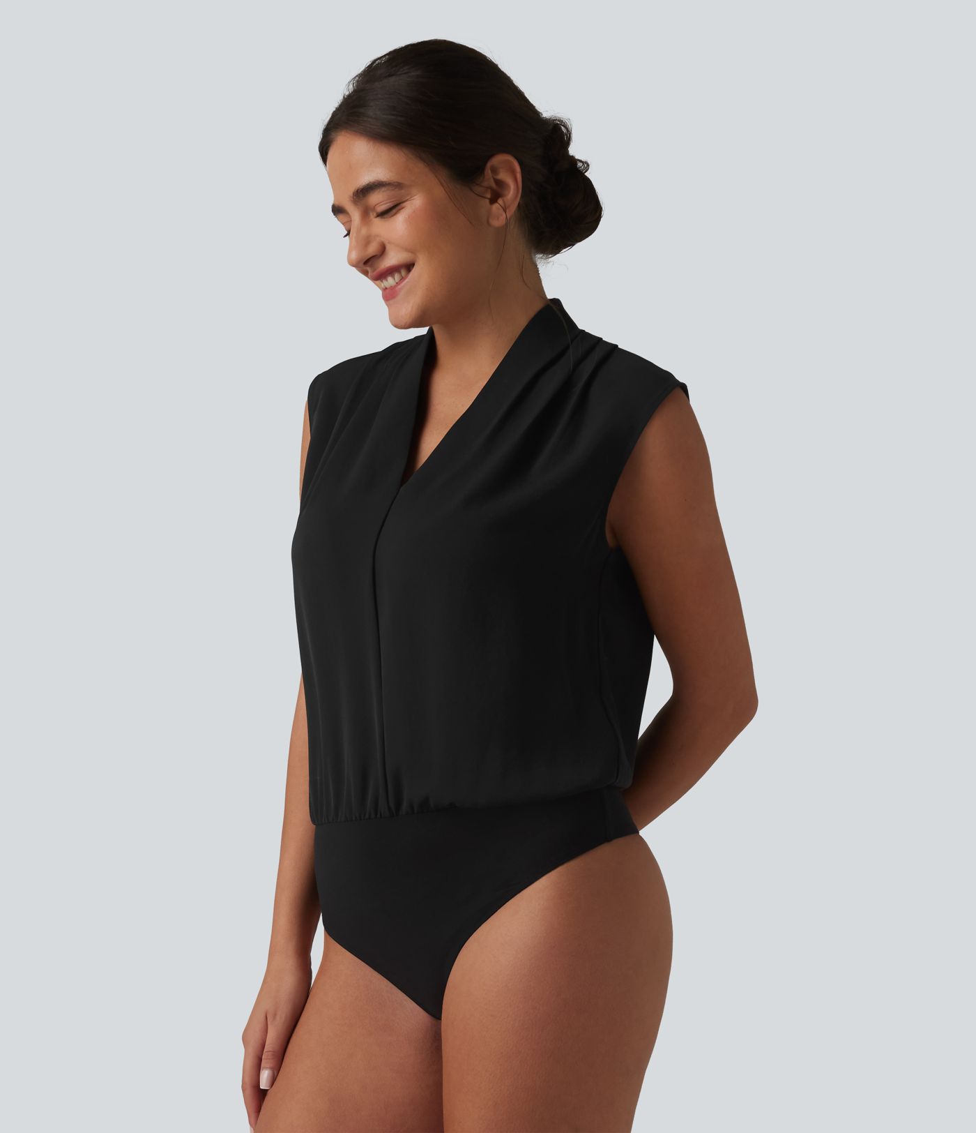 Body tailleur sans manches col V Body tailleur sans manches col V