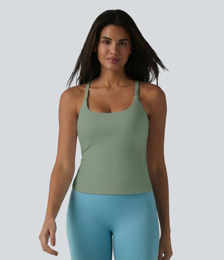 Caraco de yoga col rond échancré à dos croisé et ourlet croisé avec brassière intégrée — Bonnets E-G Caraco de yoga col rond échancré à dos croisé et ourlet croisé avec brassière intégrée — Bonnets E-G