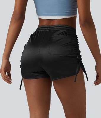 Lässige, geraffte Shorts aus Satin mit hohem Bund, Gesäßtasche und Kordelzug