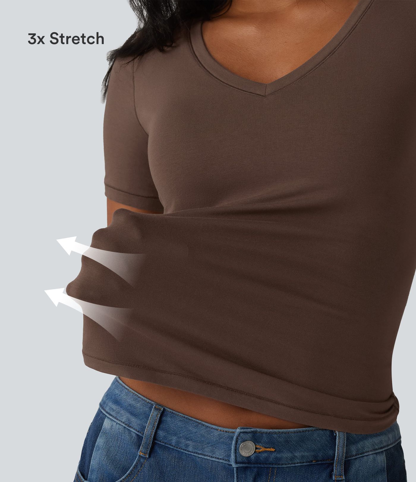 T-shirt décontracté en coton Halara, col en V, manches courtes et soutien-gorge intégré - Bonnets B à DD