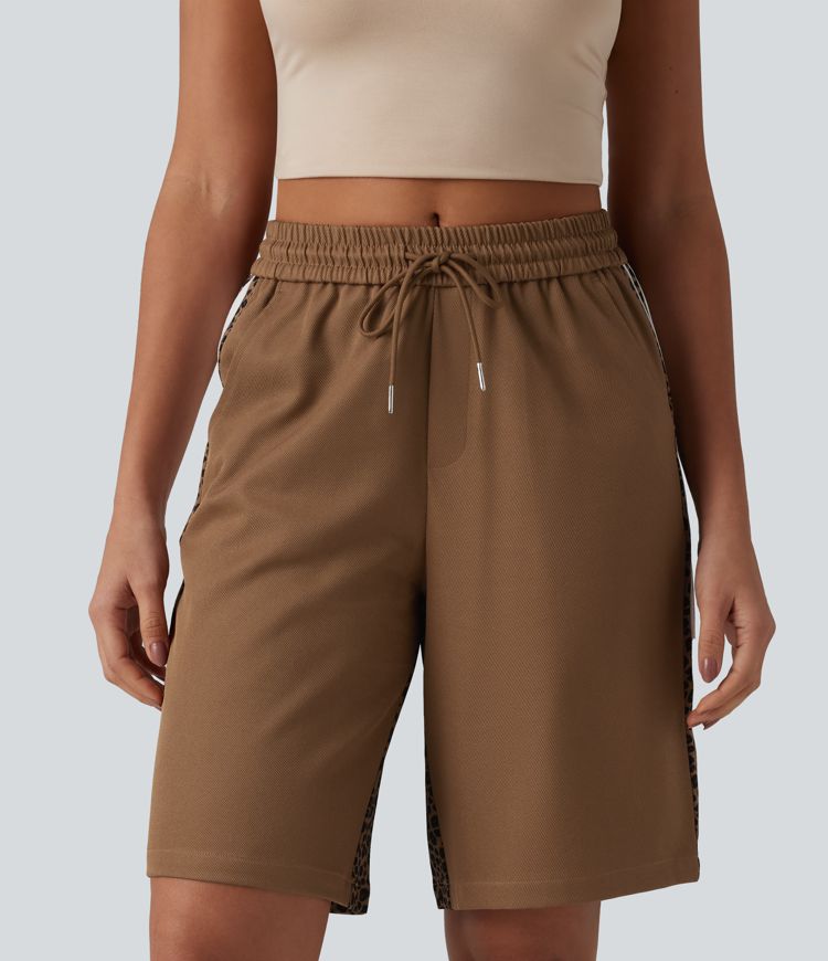 Lässige Baggyy-Shorts mit mittelhohem Bund, mehreren Taschen, Kordelzug, Leopardenmuster, Streifen und Farbblock - 25,4 cm