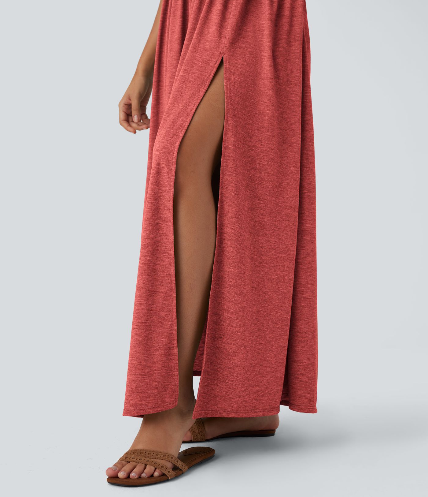 Robe longue fluide fendue avec poches latérales, dos nu et effet torsadé