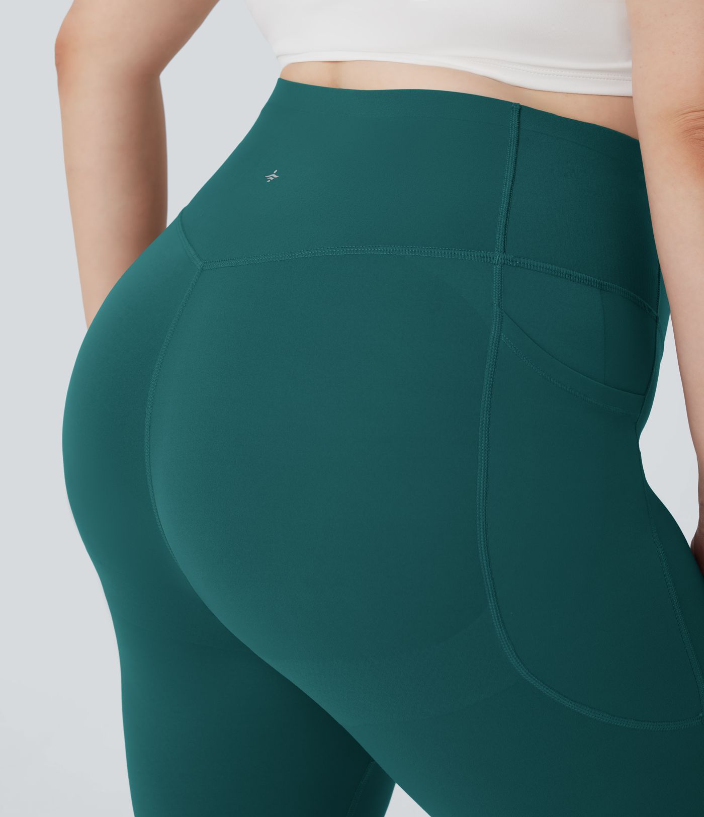 Legging d'entraînement gainant galbant taille haute grande taille avec poches Halara UltraSculpt™ Legging d'entraînement gainant galbant taille haute grande taille avec poches Halara UltraSculpt™