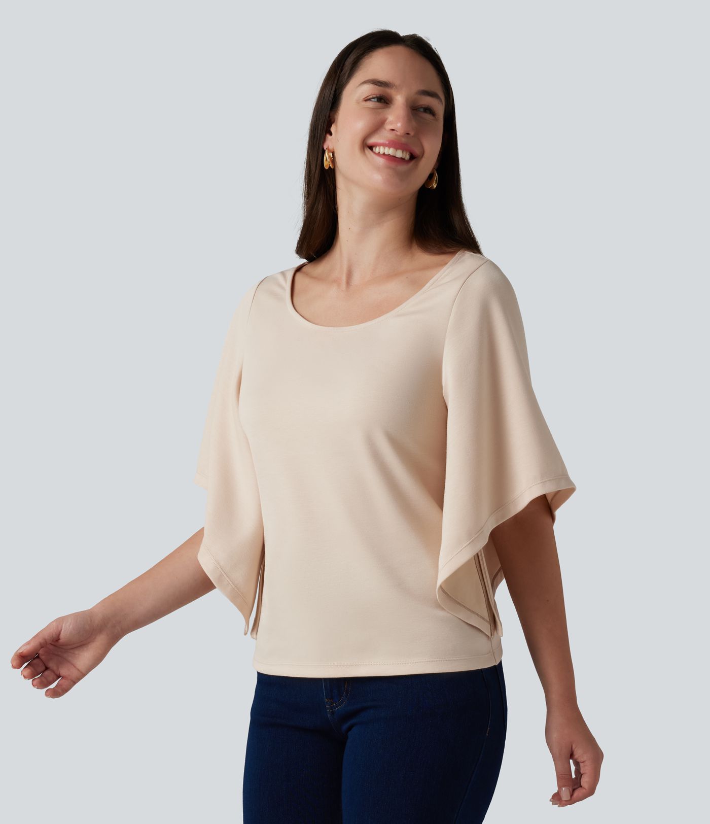 Round Neck Flounce 3/4 Sleeve Casual Blouse