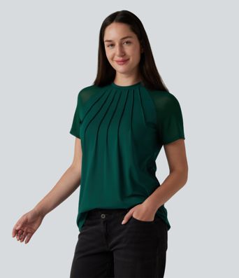 Blusa casual con cuello redondo, manga corta raglán y paneles de malla a contraste