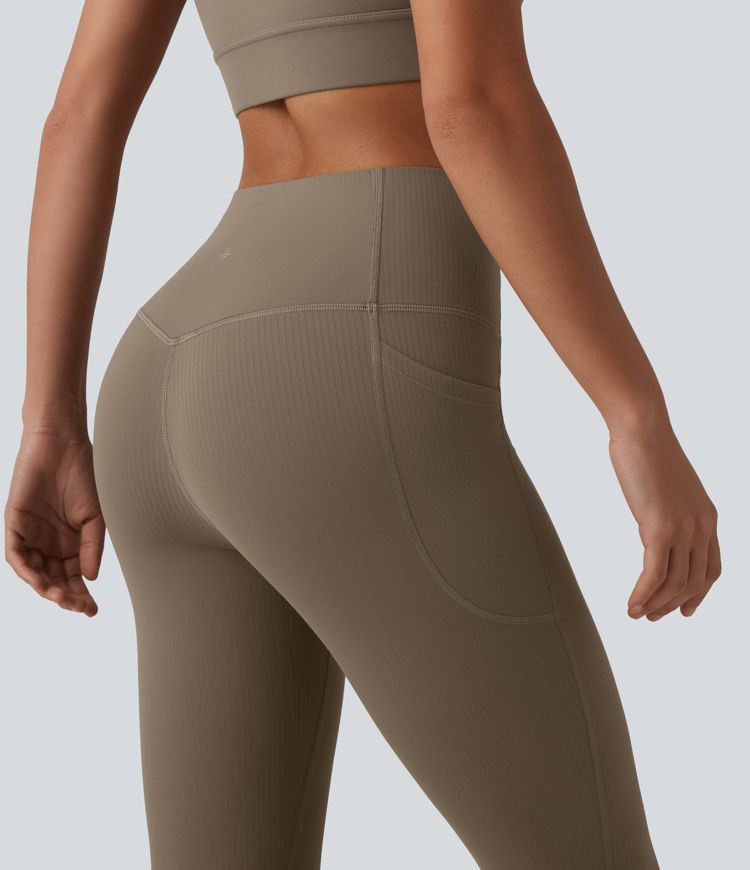 Halara UltraSculpt™ - Gerippte Yoga-Leggings mit hohem Bund, Seitentaschen und Bauchkontrolle