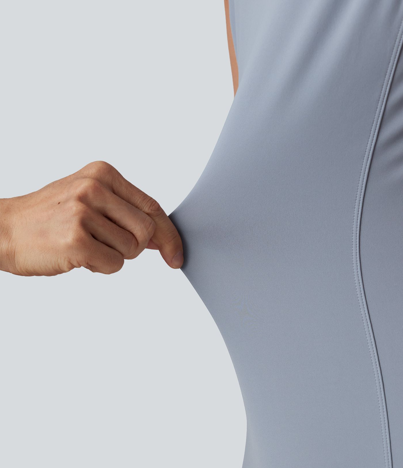 Gilet décontracté SoftlyZero™ Airy à col V et toucher frais